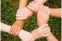 세대 간 연대는 계산기로 계산되지 않는다